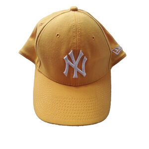 New York Yankees New Era yellow Wool Hat cap Size Med/Large